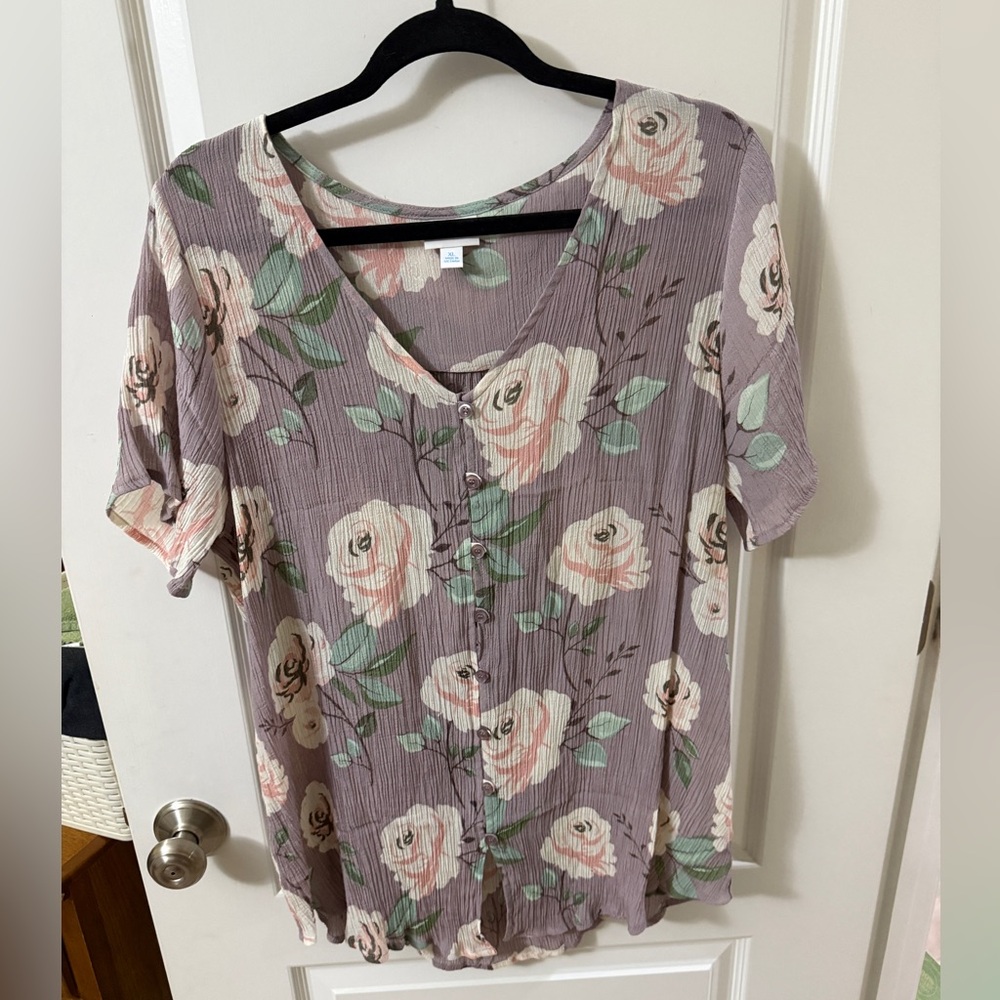 Lularoe Floral Shannah V-Neck